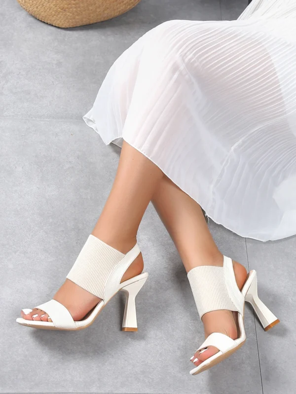 Elastic thick heeled high heels