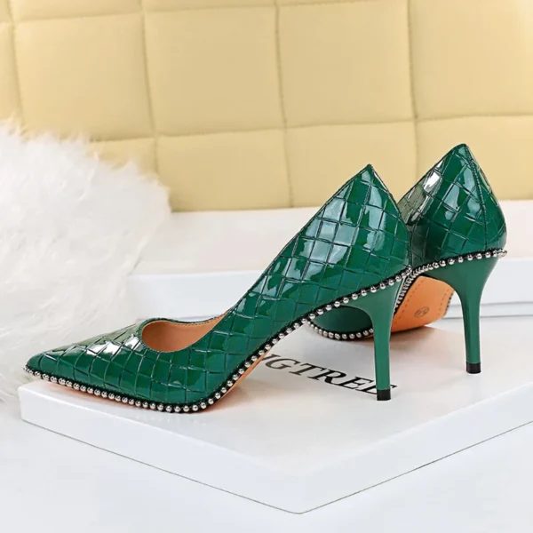 Rivets Studded Pumps