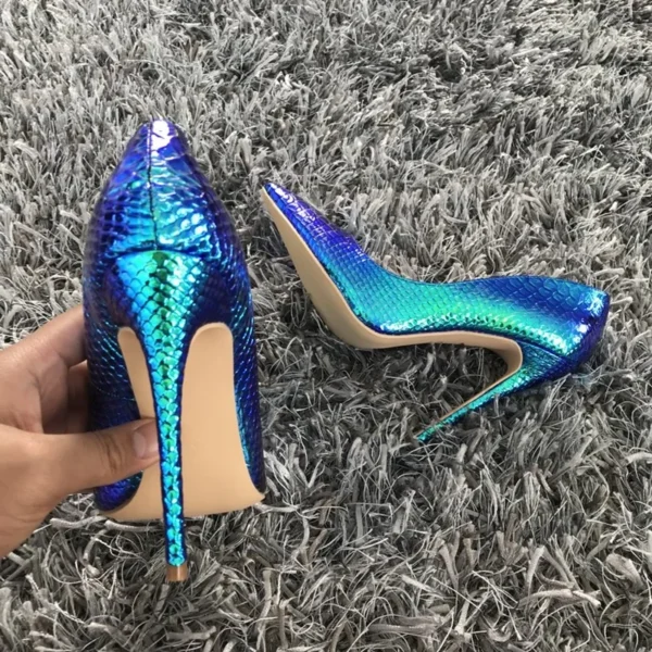 Elegant Snakeskin High Heels Blue - Image 6
