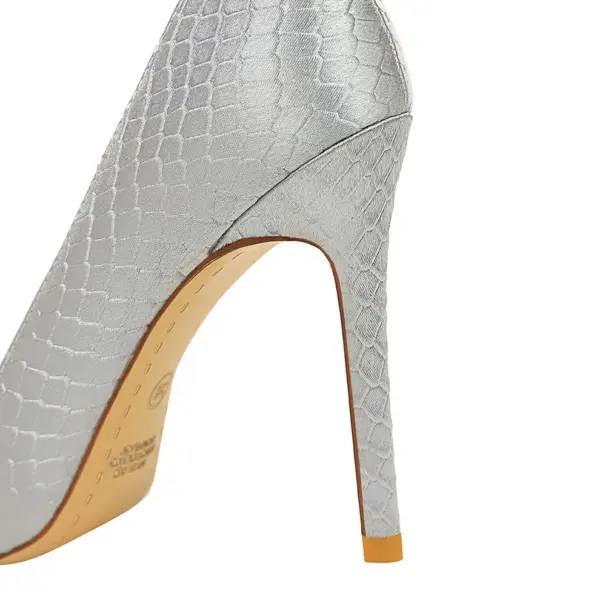 Fashionable Serpentine Satin Pumps - Image 6