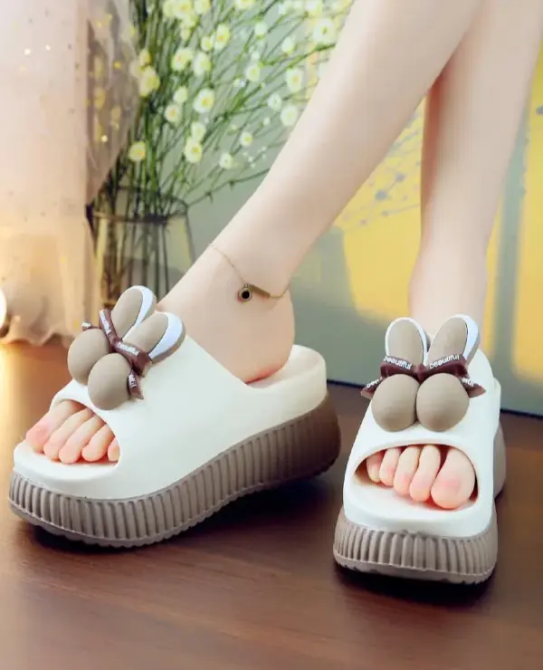 Wedge ear platform clogs - Image 5